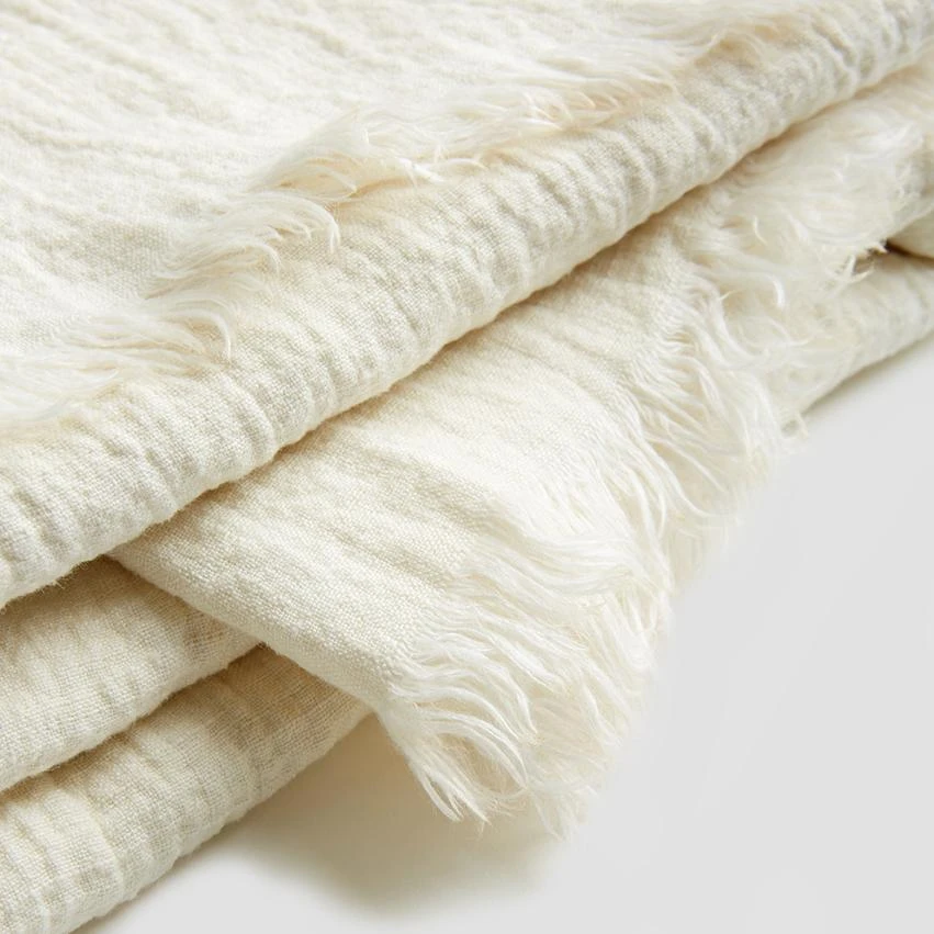 Cream Linen Crinkle Throw 5 Cream Linen Crinkle Throw - Image 3