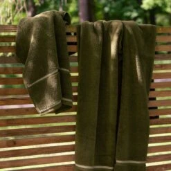 Botanical Green Bath Mat -Home Luxury Store Piglet in Bed Terry Cotton Bath Mat Botanic Green Lifestyle 3