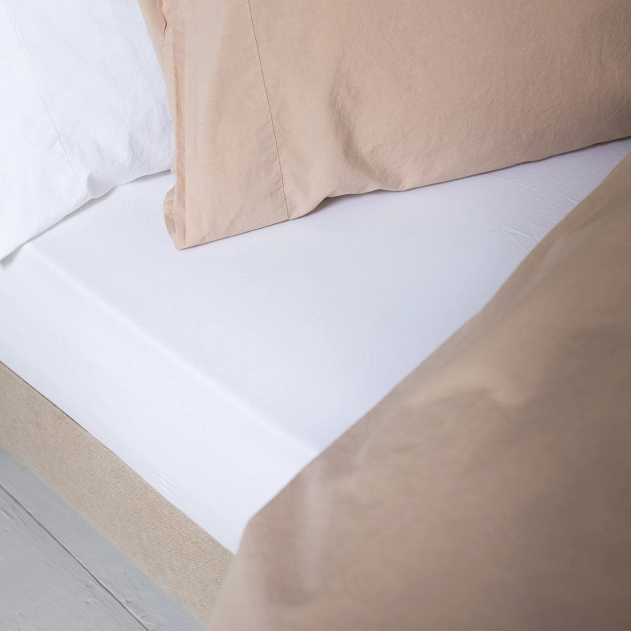 Single White Washed Cotton Percale Fitted Sheet 5 Single White Washed Cotton Percale Fitted Sheet - Image 3