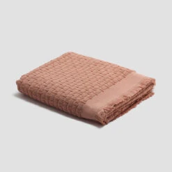 Creme Caramel Basketweave Cotton Towels -Home Luxury Store PigletinBed BathroomCollection BasketweaveCottonBathSheet CremeCaramel 1 GreyBG 83d66c5f 7a2e 4850 9eb5 e09db4b8b7dd