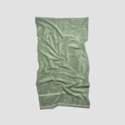 Meadow Green Bath Towel -Home Luxury Store PigletinBed BathroomCollection BathTowel MeadowGreen 2 greyBG