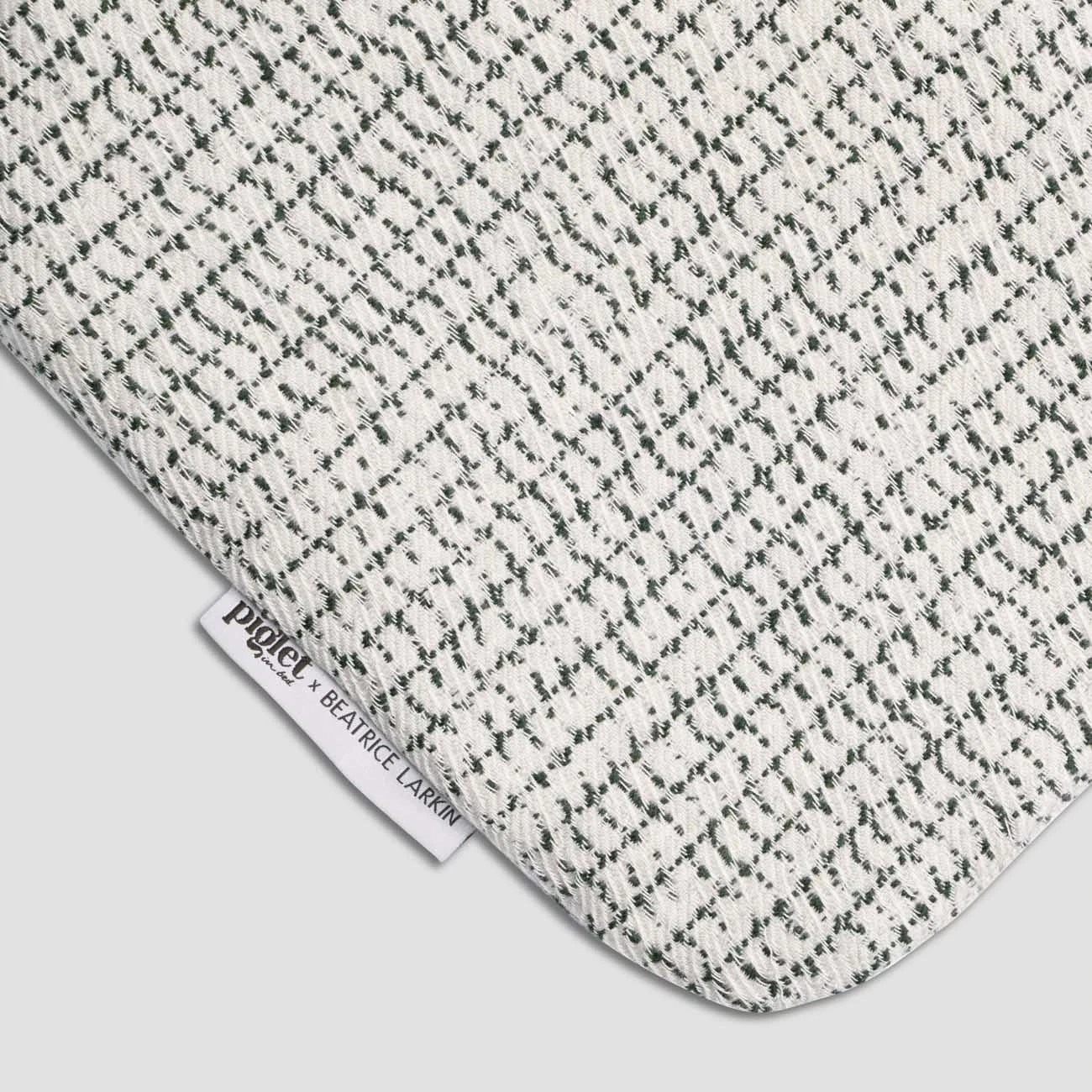 Dandelion Merino Wool Hot Water Bottle 6 Dandelion Merino Wool Hot Water Bottle - Image 4