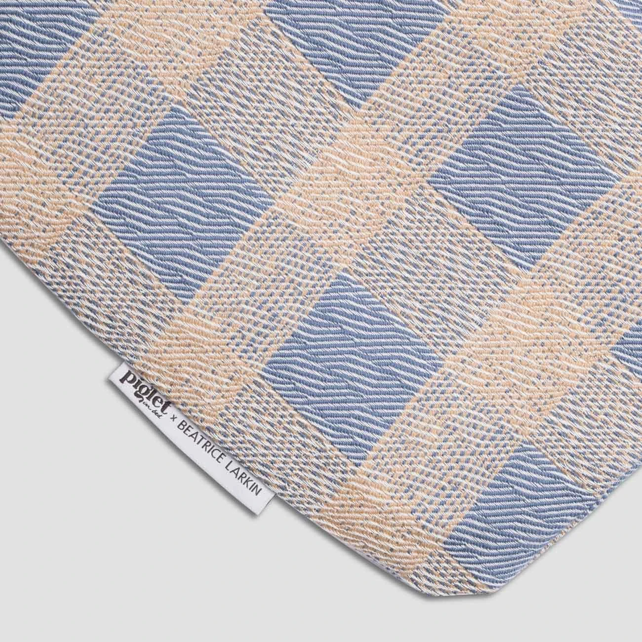 Sea Holly Merino Wool Hot Water Bottle 6 Sea Holly Merino Wool Hot Water Bottle - Image 4