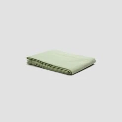 Apple Washed Cotton Percale Flat Sheet 7 Apple Washed Cotton Percale Flat Sheet -Home Luxury Store PigletinBed WashedCotton FlatSheet Apple 1 greyBG cd7270cd bc04 4932 ae03 f2d03a1f5970
