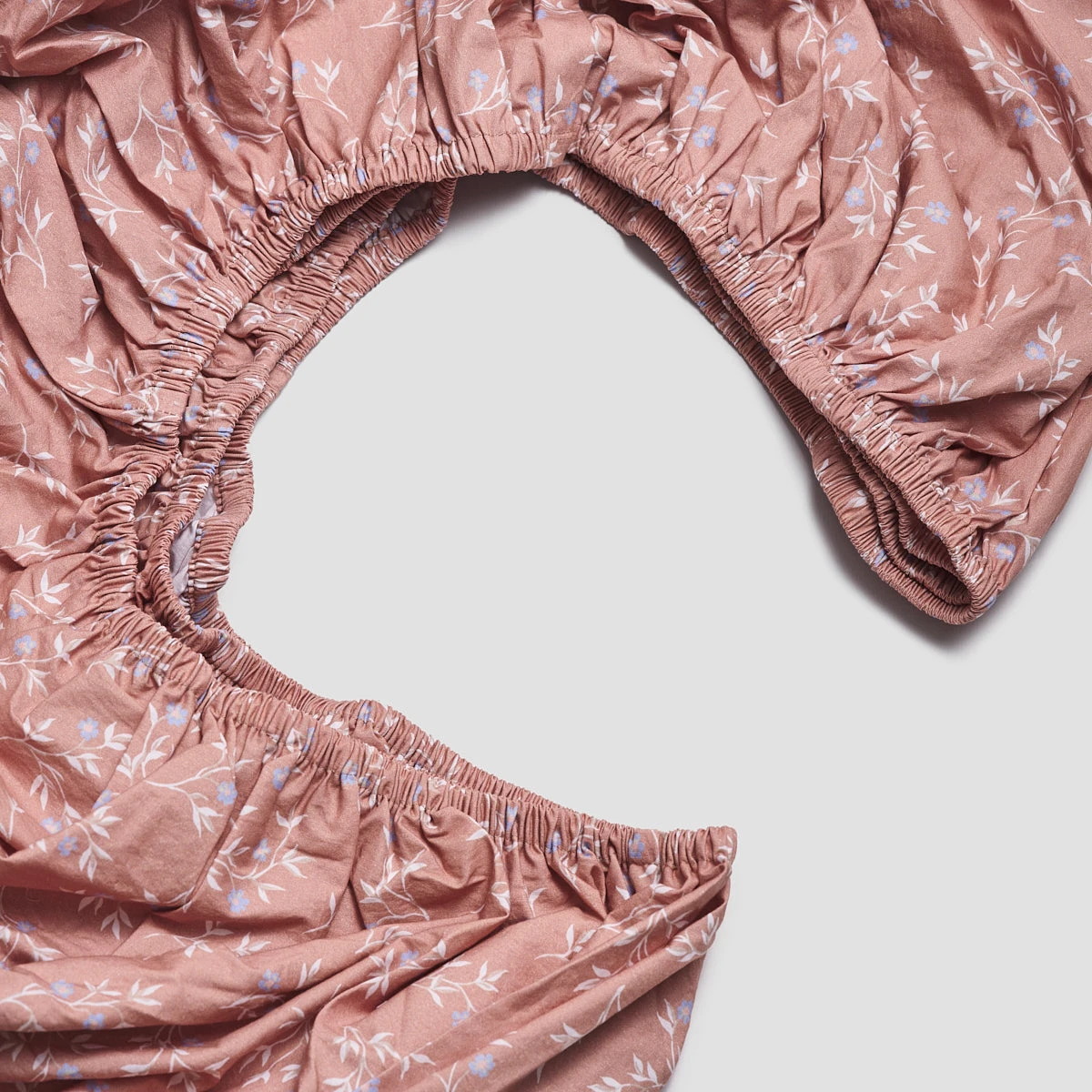 Chestnut Floral Cotton Fitted Sheet 5 Chestnut Floral Cotton Fitted Sheet - Image 3