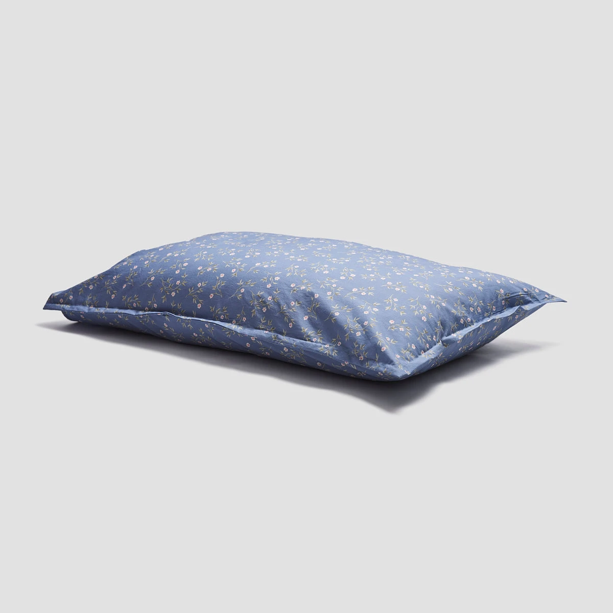 Iris Floral Cotton Pillowcases (Pair) 4 Iris Floral Cotton Pillowcases (Pair) - Image 2